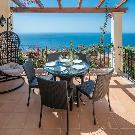 Designed Palheiro Village By Madeira