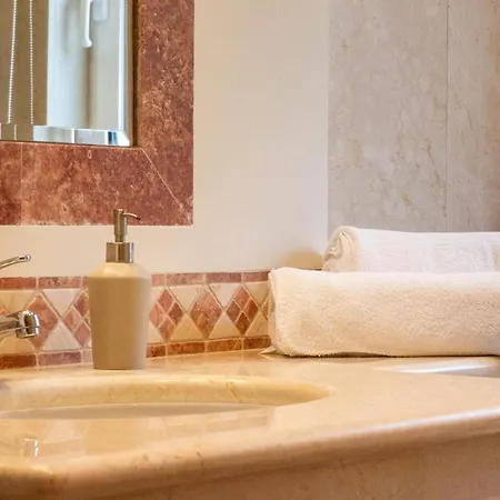 빌라 Designed Palheiro Village By Madeira *